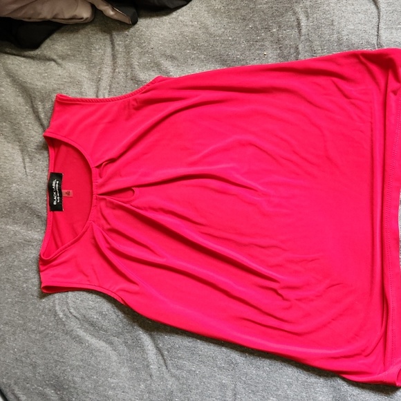 Red Tank Top Business Casual - Picture 1 of 2